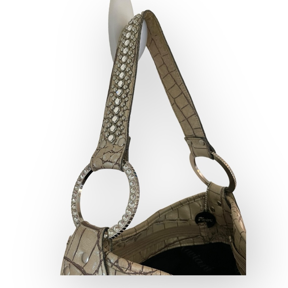 Raviani Croc Embossed Leather Cream w/Silver Swarovski Crystals - Picture 5 of 16